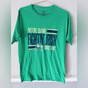 Pro Edge University of Notre Dame Fighting  Irish T-shirt Sz Medium Short Sleeve